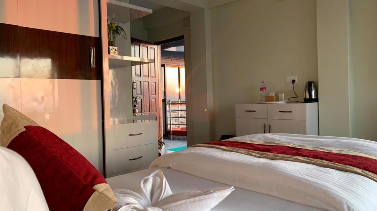 Hotel Pristine Himalaya بوكْرا المظهر الخارجي الصورة